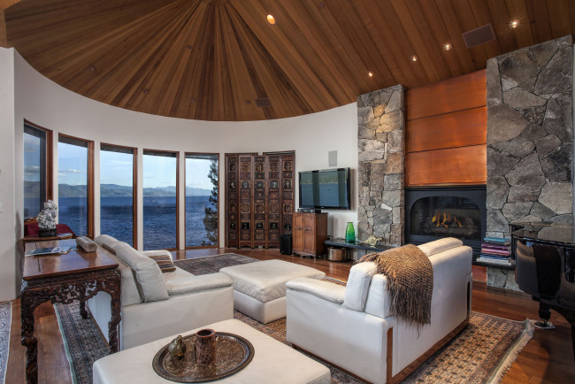 Обои картинки фото интерьер, гостиная, диван, окно