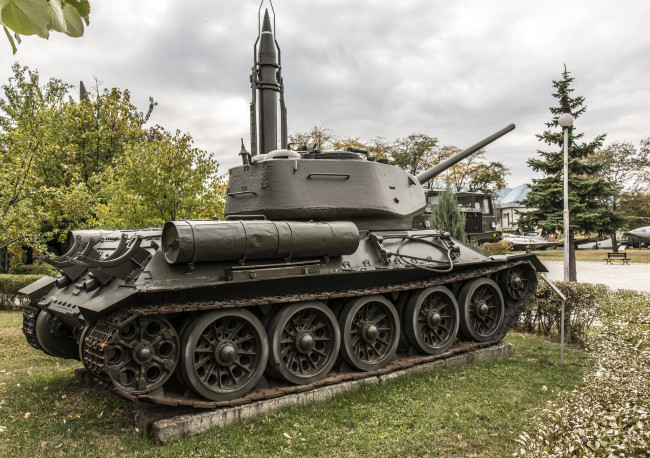 Обои картинки фото t-34 85, техника, военная техника, средний, танк, 2-я, мировая