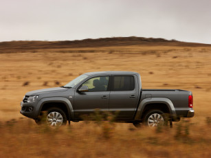 Картинка автомобили volkswagen темный 2010г au-spec highline cab double amarok
