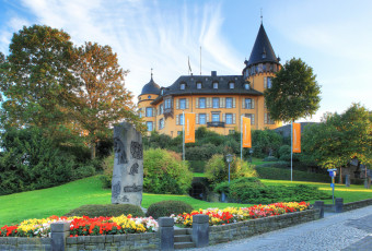 Картинка замок+genovevaburg++германия города замки+германии замок германия mayen genovevaburg газон ландшафт