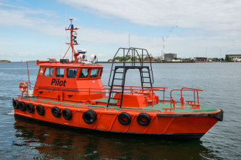 Картинка корабли катера катер