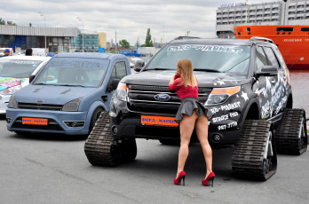 Картинка автомобили -авто+с+девушками девушки авто под юбкой вид сзади трусики