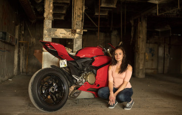 Картинка мотоциклы мото+с+девушкой девушки