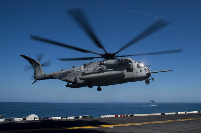 Обои картинки фото sikorsky ch-53e super stallion, авиация, вертолёты, вертушка