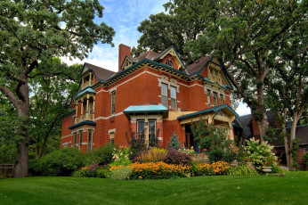 Картинка города -+здания +дома простор