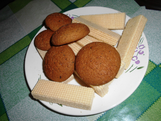 Обои картинки фото еда, пирожные,  кексы,  печенье, вафли, печенье