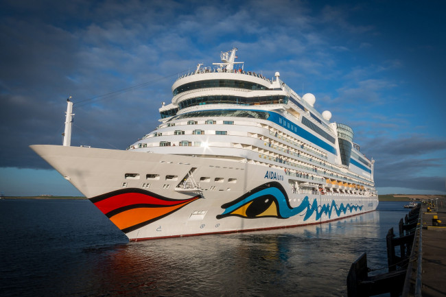 Обои картинки фото aidaluna, корабли, лайнеры, круиз, лайнер