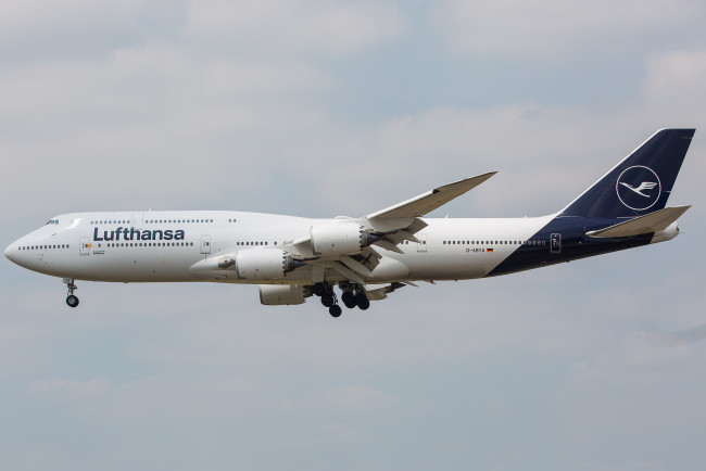 Обои картинки фото авиация, пассажирские самолёты, авиалайнер