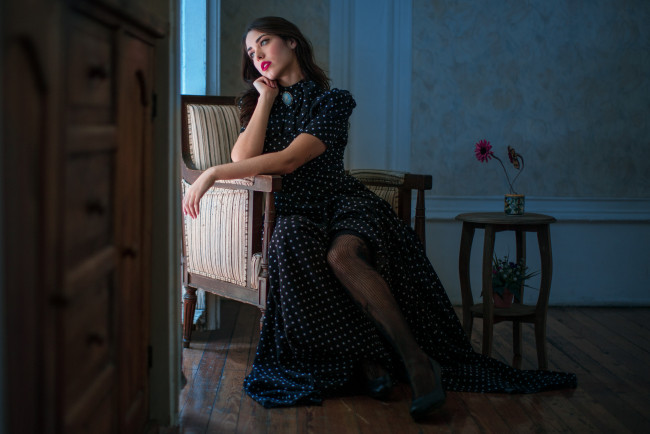 Обои картинки фото девушки, - брюнетки,  шатенки, девушка, красивая, супер, секси, няша, нежная, классная, модница, лапочка, мадам