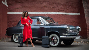 Картинка автомобили -авто+с+девушками красивая девушка