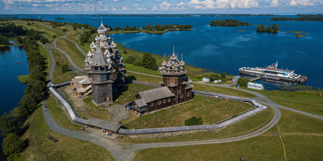 Обои картинки фото города, - православные церкви,  монастыри, кижи, карелия, монастырь, кoрабль