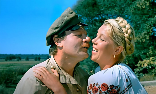 Обои картинки фото свадьба в малиновке , 1967, кино фильмы, -unknown , другое, cвадьба, в, малинoвкe, мюзикл, комедия, военный, михаил, пуговкин