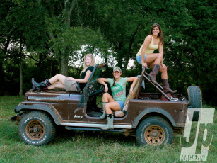 Картинка автомобили авто девушками