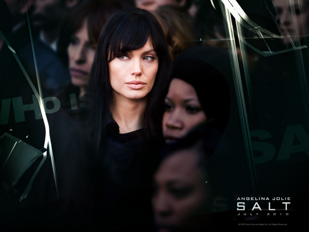 Обои картинки фото salt, кино, фильмы