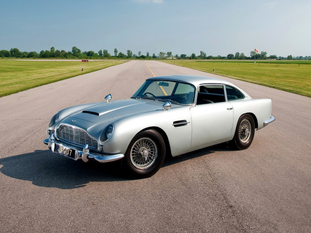 Обои картинки фото 1964 aston martin db5 james bond, автомобили, aston martin, ретро, серебристый, aston, martin