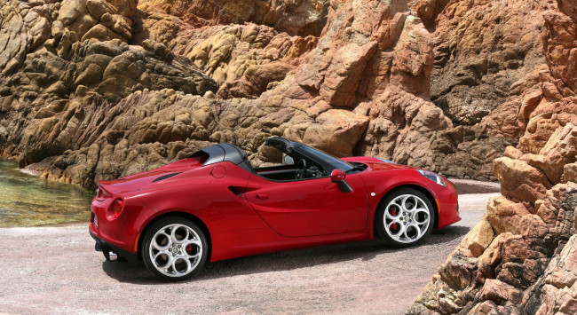 Обои картинки фото автомобили, alfa romeo, 4c, spider, alfa, romeo, красный, 2015г, 960