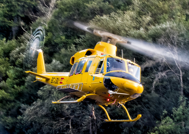 Обои картинки фото bell-412, авиация, вертолёты, вертушка