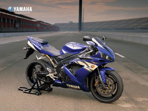 Картинка yamaha мотоциклы