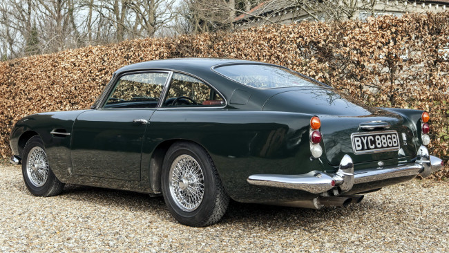 Обои картинки фото aston, martin, db5, автомобили, ltd, элитные, великобритания