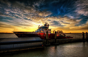 Картинка fugro+saltire корабли порты+ +причалы причал облака свет судно