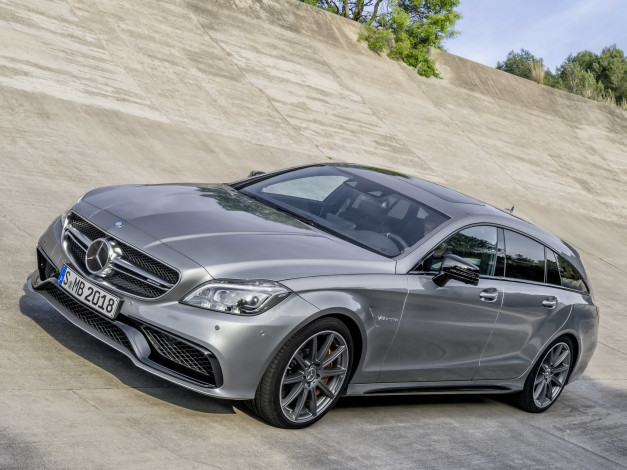 Обои картинки фото автомобили, mercedes-benz, cls, 63, brake, amg, shooting, s-model, светлый, x218, 2014г