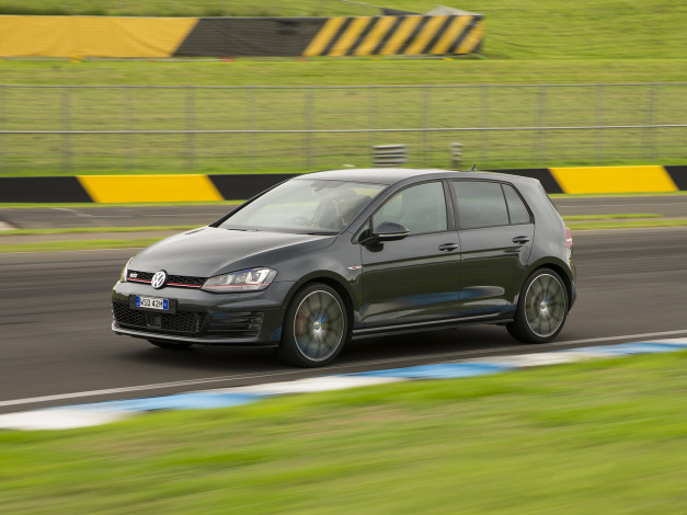 Обои картинки фото автомобили, volkswagen, 5-door, au-spec, typ, 5g, performance, golf, gti, темный, 2014г