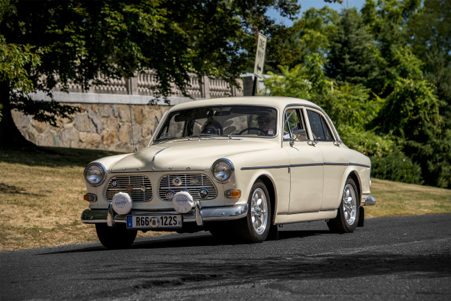 Обои картинки фото volvo amazon, автомобили, volvo, автошоу, выставка, автопробег