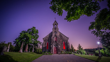 Картинка города -+католические+соборы +костелы +аббатства костел ночь