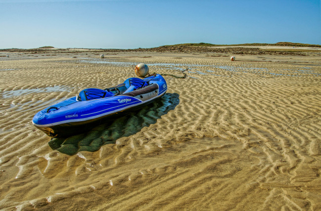 Обои картинки фото корабли, лодки,  шлюпки, лодка, отлив, пляж