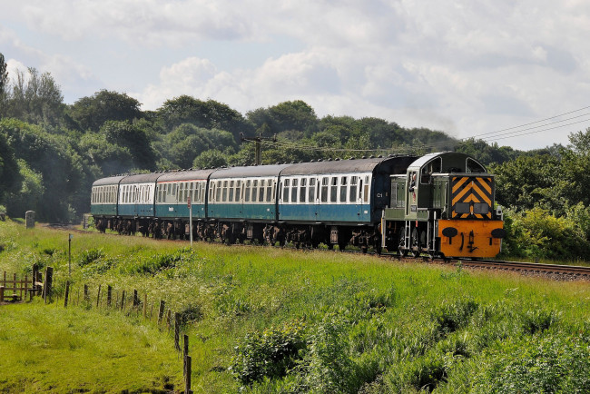 Обои картинки фото техника, поезда, рельсы, состав, локомотив, дорога, железная