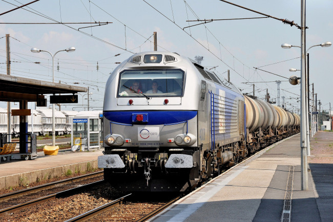 Обои картинки фото техника, поезда, состав, локомотив, рельсы, дорога, железная