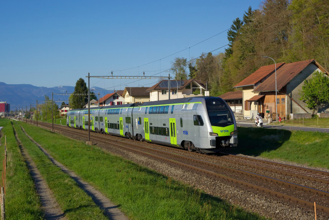 Обои картинки фото техника, поезда, железная, локомотив, дорога, рельсы, состав