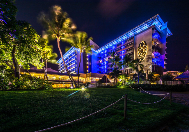 Обои картинки фото chateau royal hotel, города, - огни ночного города, огни, отель, ночь