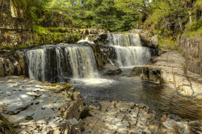 Обои картинки фото природа, водопады, лес, водопад, река