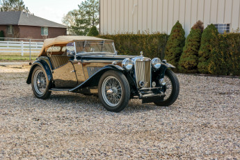 Картинка автомобили классика mg