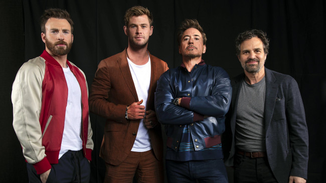 Обои картинки фото разное, знаменитости, robert, downey, chris, hemsworth, evans, mark, ruffalo