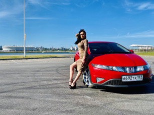 Картинка автомобили -авто+с+девушками honda civic