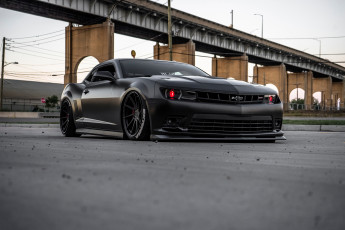 Картинка chevrolet+camaro+ss автомобили camaro chevrolet ss super sport легендарный американский мускулистый парень