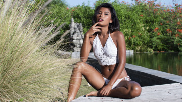 Картинка moana+rosi девушки moana rosi индонезия девушка модель брюнетка красотка поза флирт стройная сексуальная фигура