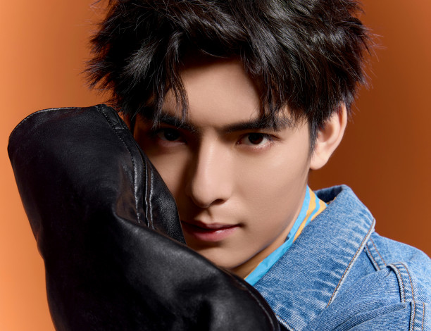 Обои картинки фото 10, 06, 2023г, мужчины, wang hao xuan, ван, хао, сюань