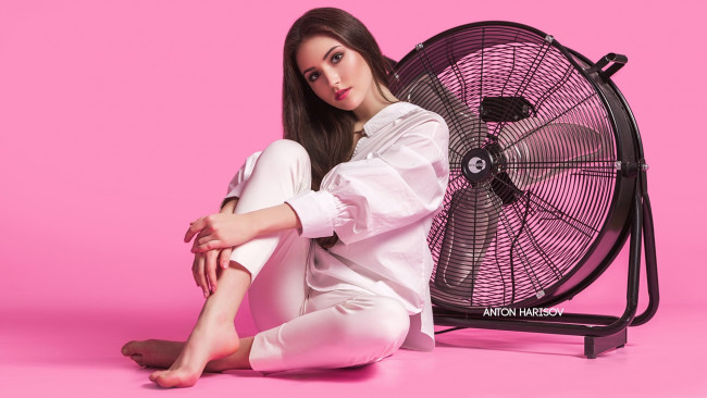 Обои картинки фото мария башмакова, девушки, девушка, женщина, брюнетка, темноволосая, сексуальная, модель, звезда, позирует, разная, обувь, верхняя, стильная, одежда, нижнее, эротическое, бельё, трусы, лифчик, колготки, чулки, аксессуары, макияж, и, множество, элементов, на, фотографии