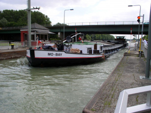 Картинка корабли баржи