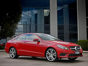 обоя автомобили, mercedes-benz, 2013г, c207, красный, au-spec, coupe, e, 250