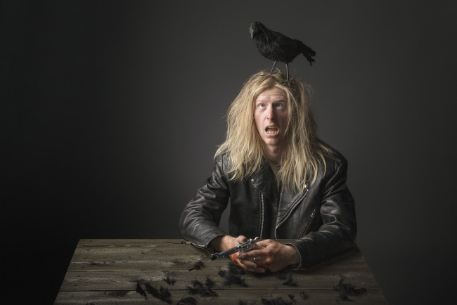 Обои картинки фото юмор и приколы, волосы, ворон