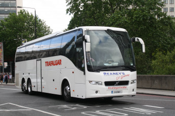 Картинка автомобили автобусы пассажирский транспорт