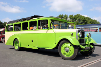 Картинка автомобили автобусы транспорт пассажирский