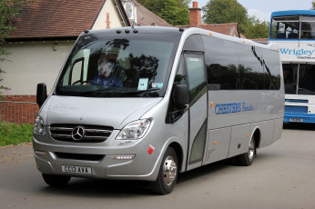 Картинка автомобили автобусы транспорт пассажирский