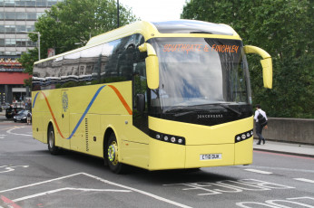 Картинка автомобили автобусы транспорт пассажирский