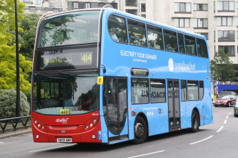 Картинка автомобили автобусы транспорт пассажирский