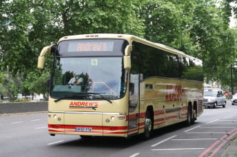 Картинка автомобили автобусы транспорт пассажирский
